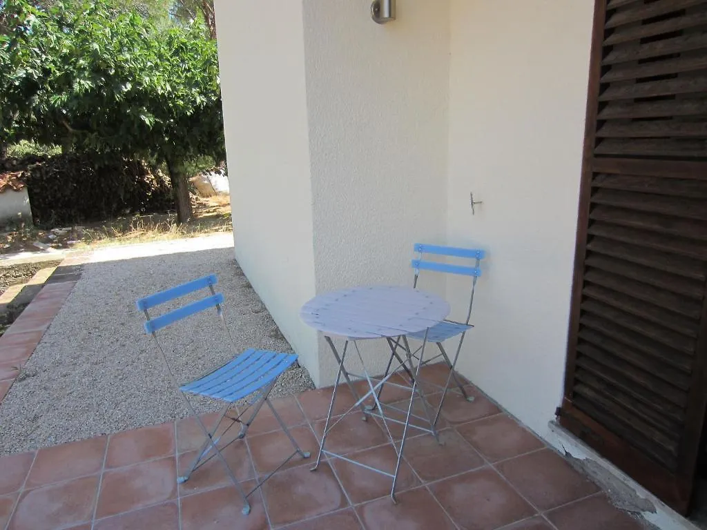 Restaurante Y Apartamentos Can Mora Darnius